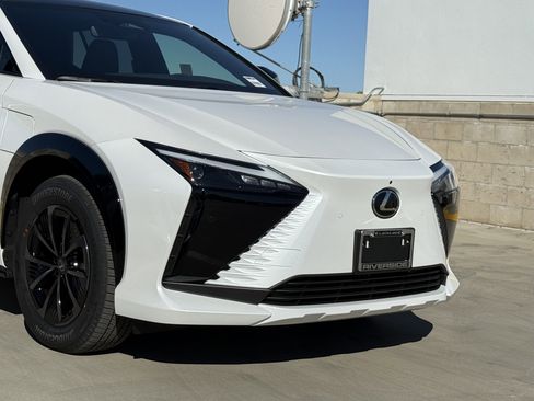 New 2026 Lexus RZ 350e 2WD image 3