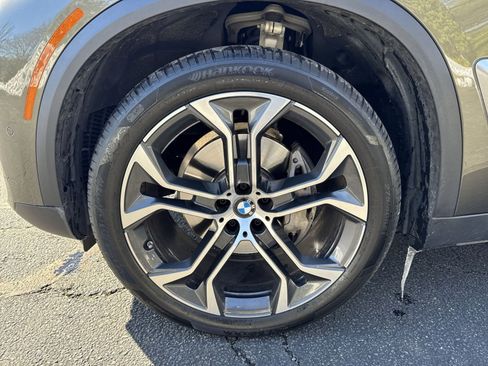 Used 2025 BMW X5 xDrive40i w/ Climate Comfort Package image 7