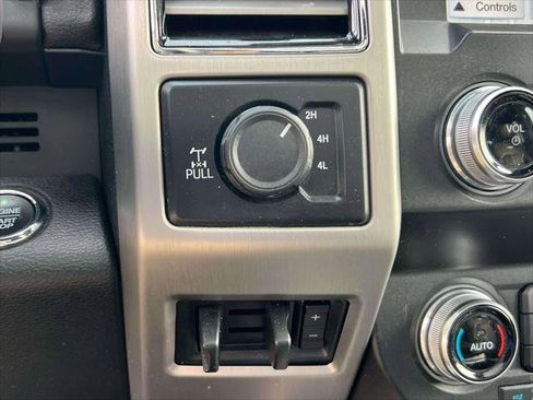 Used 2019 Ford F350 Platinum w/ Platinum Ultimate Package image 29