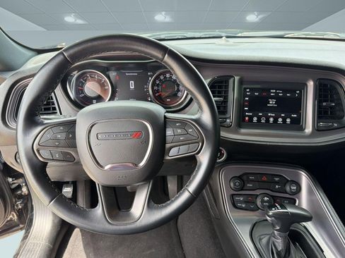 Used 2023 Dodge Challenger SXT RWD image 24