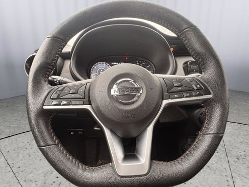 Used 2021 Nissan Kicks SR w/ SR Premium Package image 26