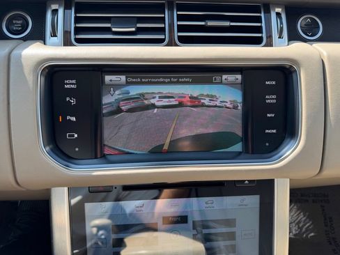 Used 2015 Land Rover Range Rover Supercharged AWD/4WD image 44