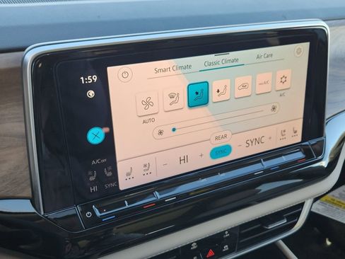 New 2026 Volkswagen Atlas SE image 9