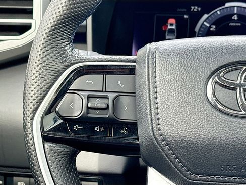 Used 2024 Toyota Tundra Platinum AWD/4WD image 11