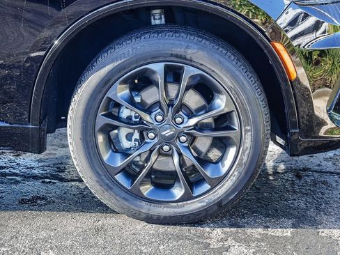 Certified 2024 Dodge Durango SXT w/ SXT Blacktop Group image 11