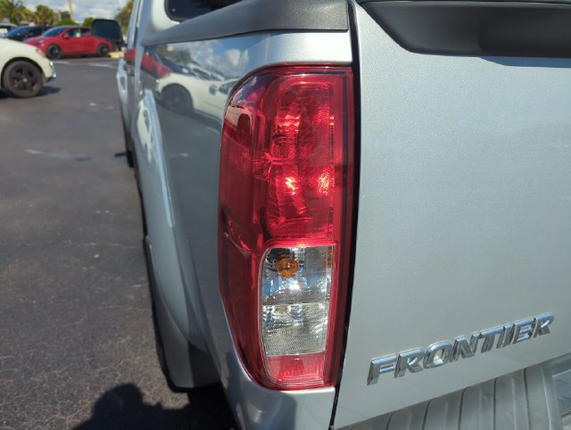 Certified 2020 Nissan Frontier SV AWD/4WD image 18