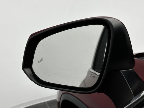 Used 2020 Toyota Highlander XLE image 12