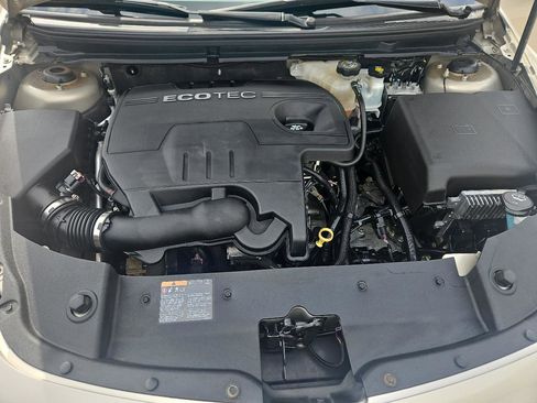 Used 2012 Chevrolet Malibu LT w/ Power Convenience Package image 12