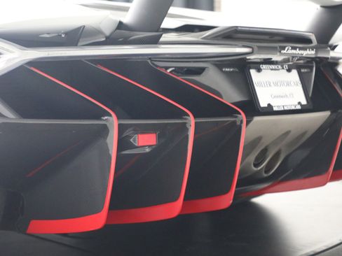 Used 2017 Lamborghini Centenario LP 770-4 AWD/4WD image 32