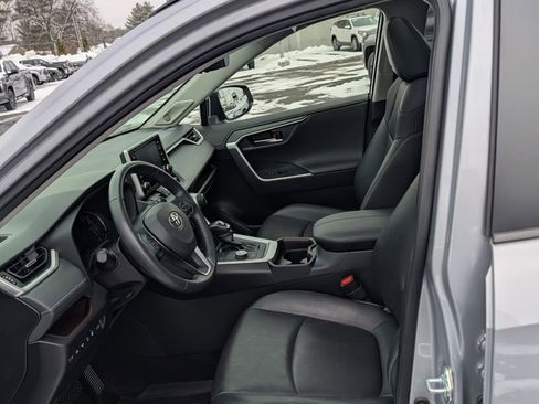 Certified 2020 Toyota RAV4 Limited image 14