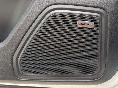 Certified 2026 Porsche Macan AWD/4WD image 14