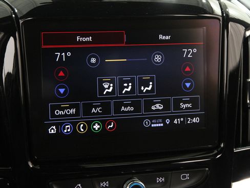 Certified 2023 Chevrolet Traverse LT image 12