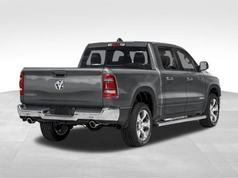 Used 2023 RAM 1500 Laramie AWD/4WD image 2