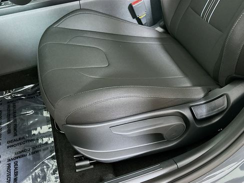 New 2026 Hyundai Elantra Sport FWD image 18