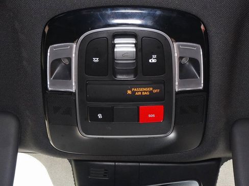 Used 2023 Hyundai Santa Cruz SEL Premium w/ Launch Package image 18