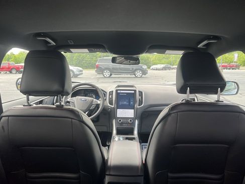 Used 2024 Ford Edge ST-Line image 12