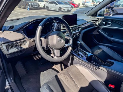 Used 2024 Acura Integra A-Spec FWD image 9