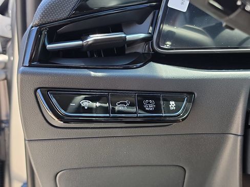 New 2026 Kia Niro FWD image 29