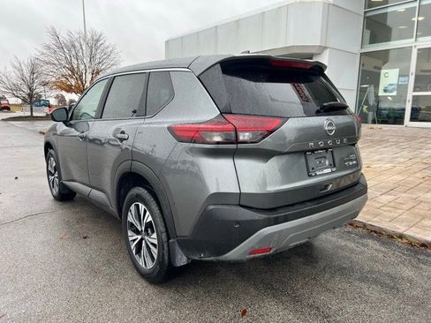 Used 2023 Nissan Rogue SV image 8