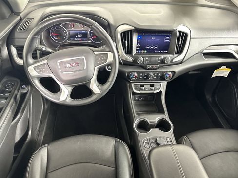 Used 2024 GMC Terrain SLT AWD/4WD image 13
