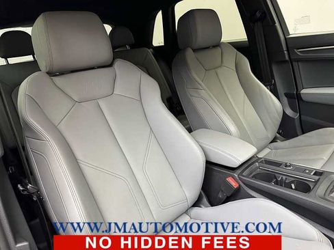 Used 2023 Audi Q3 2.0T Premium AWD/4WD image 21