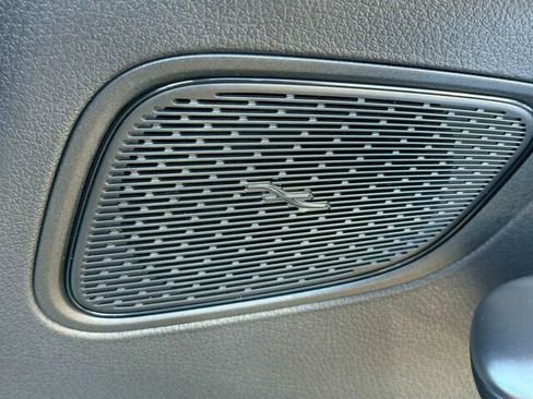 Certified 2025 Mercedes-Benz GLC 350e 4MATIC image 22