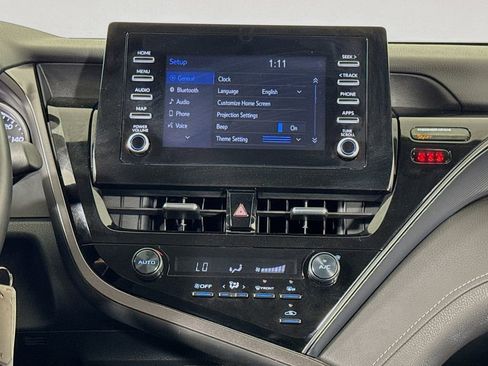 Used 2024 Toyota Camry SE image 14