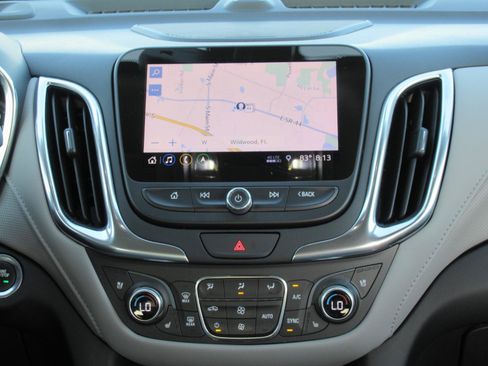 Used 2021 Chevrolet Equinox Premier FWD image 15