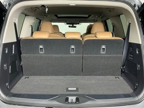 New 2026 INFINITI QX80 Luxe RWD image 23