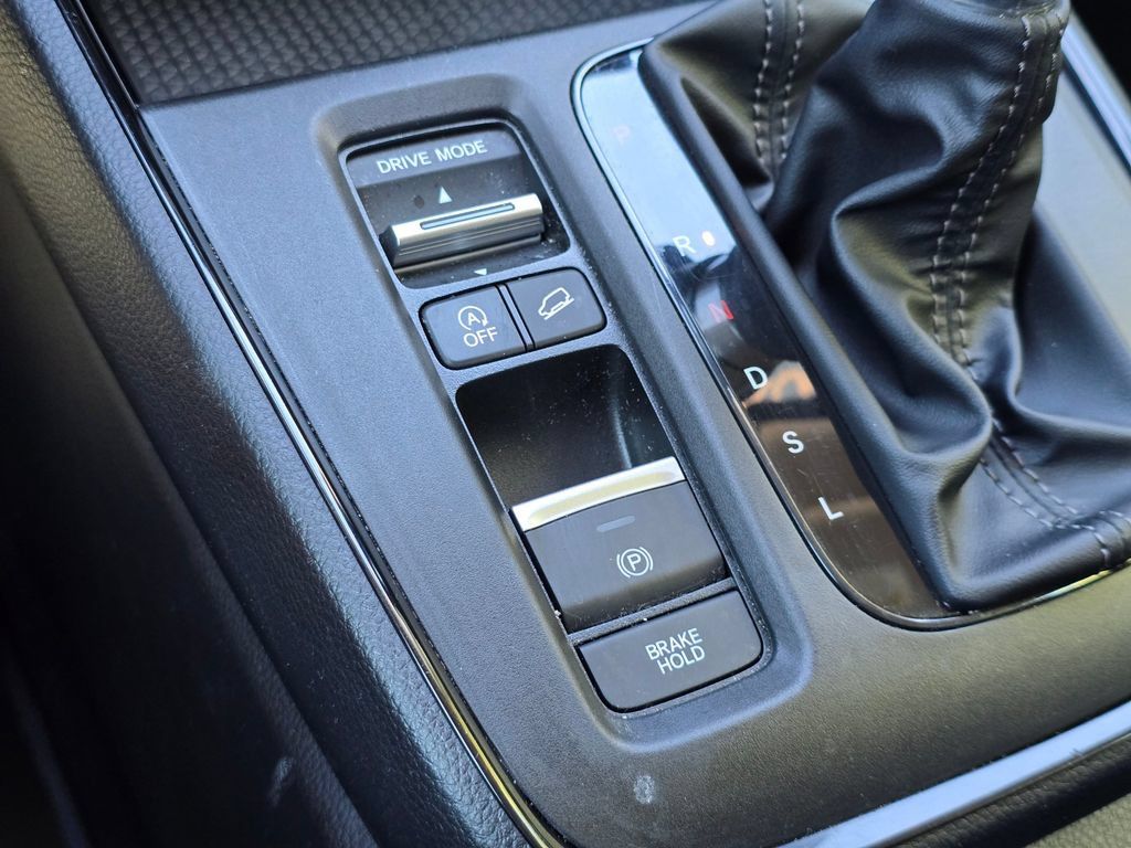 Certified 2025 Honda CR-V EX image 24