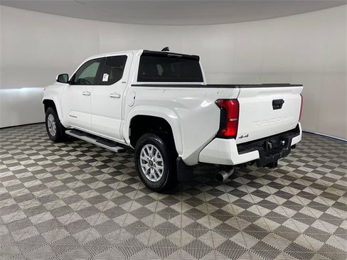 New 2025 Toyota Tacoma SR5 image 5