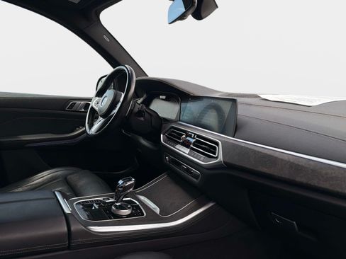 Used 2022 BMW X5 xDrive40i w/ M Sport Package AWD/4WD image 24