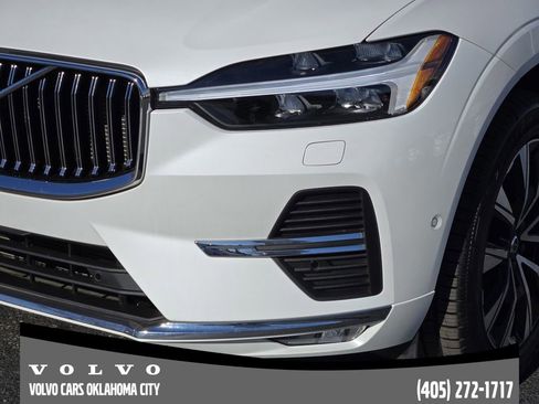 Certified 2023 Volvo XC60 B5 Plus w/ Climate Package image 8