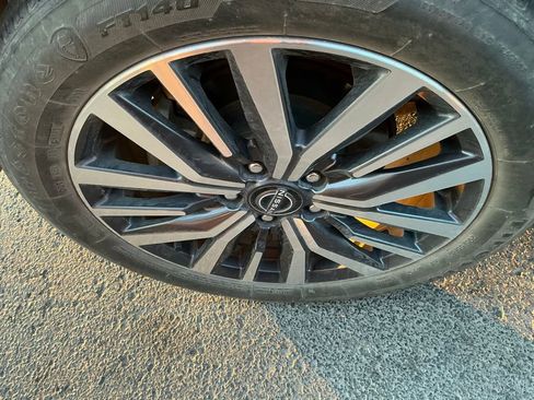 Used 2024 Nissan Kicks SV image 9