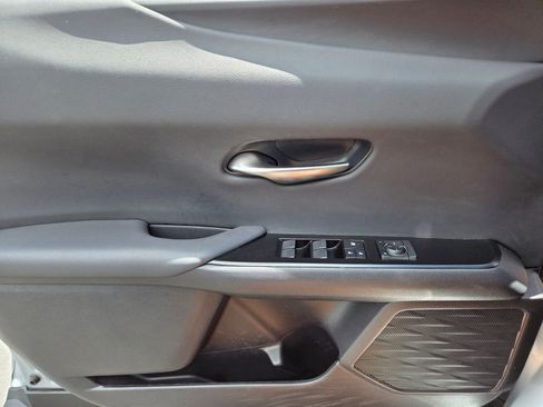 Used 2024 Lexus UX 250h F Sport FWD image 9