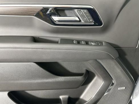 New 2026 Chevrolet Tahoe Premier image 23