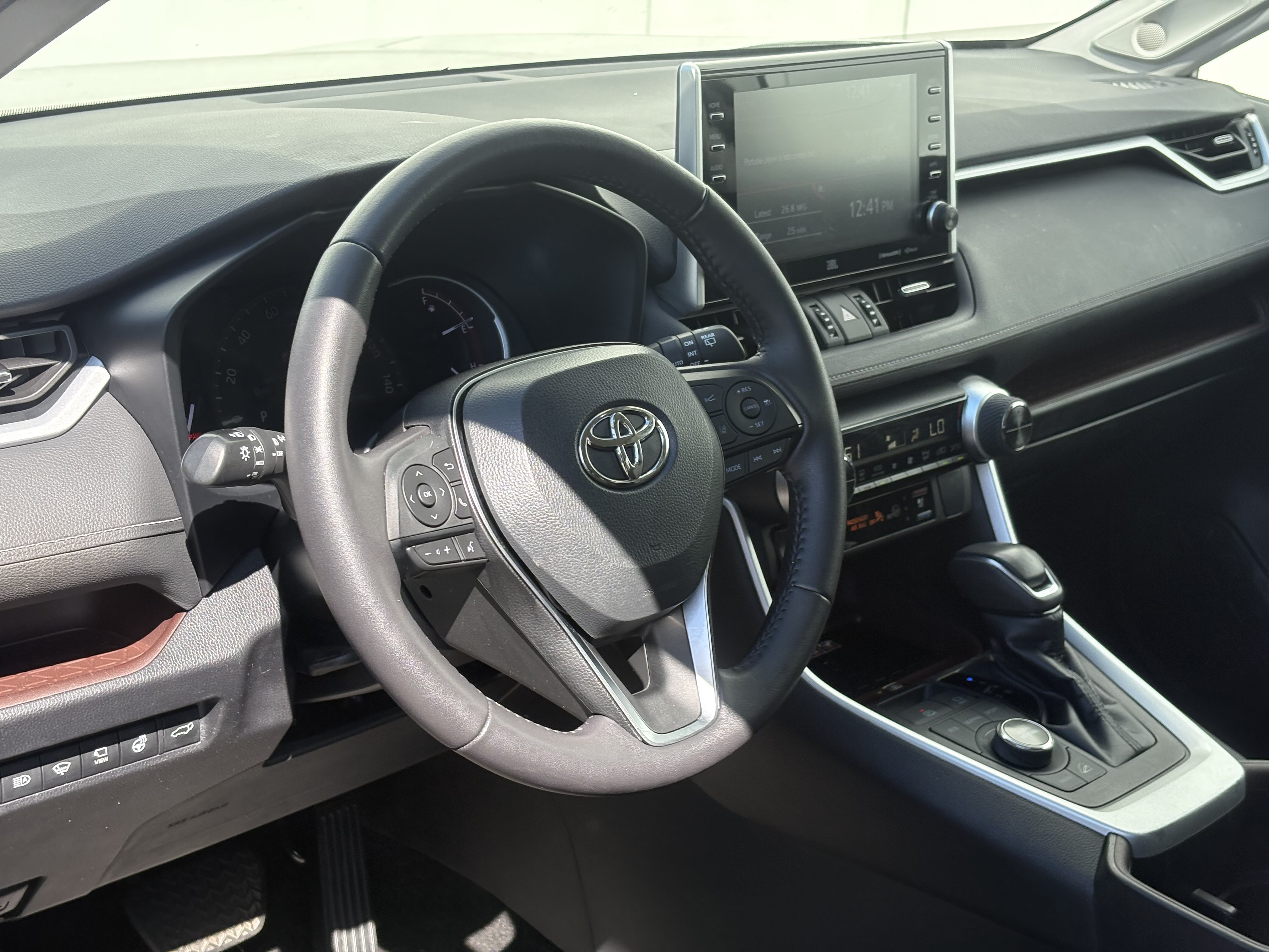 Used 2022 Toyota RAV4 Limited AWD/4WD image 14