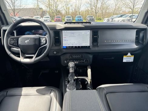 New 2026 Ford Bronco Badlands image 10