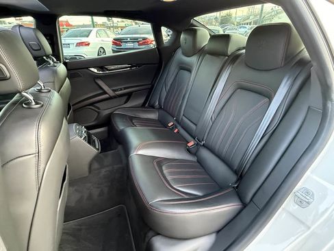 Used 2018 Maserati Quattroporte S image 6