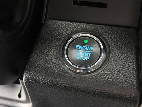 Used 2018 Ford F150 Lariat image 23