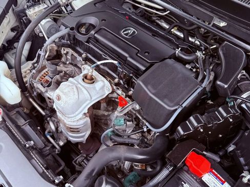 Used 2018 Acura TLX FWD image 49