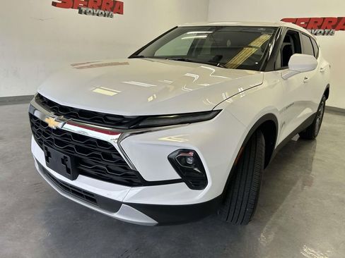 Used 2025 Chevrolet Blazer LT FWD image 7
