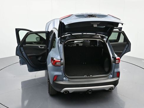 Certified 2025 Ford Escape SE w/ Class II Trailer Tow Package image 45