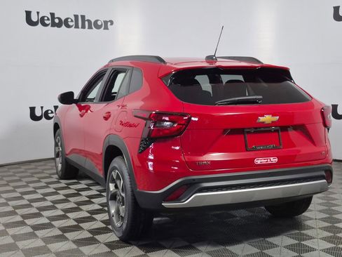 New 2026 Chevrolet Trax LT w/ Driver Confidence Package FWD image 5