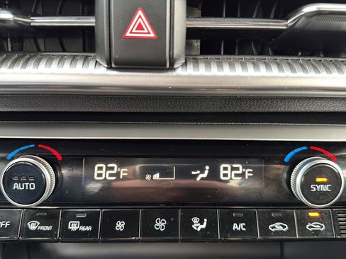 Used 2024 Kia K5 GT-Line w/ GT-Line Premium Package FWD image 8