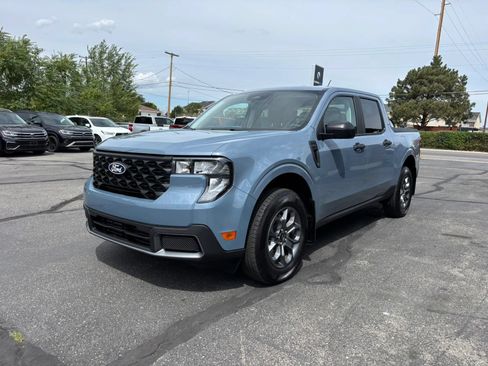 Used 2025 Ford Maverick XLT w/ 4K Tow Package AWD/4WD image 3