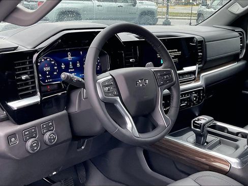 New 2026 Chevrolet Silverado 1500 LT Trail Boss w/ Safety Package image 6