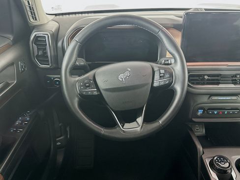 Used 2025 Ford Bronco Sport Outer Banks w/ Outer Banks Tech Package+ AWD/4WD image 18