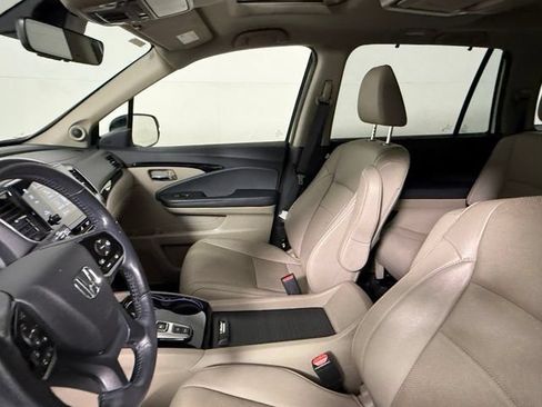 Used 2019 Honda Pilot Elite image 26