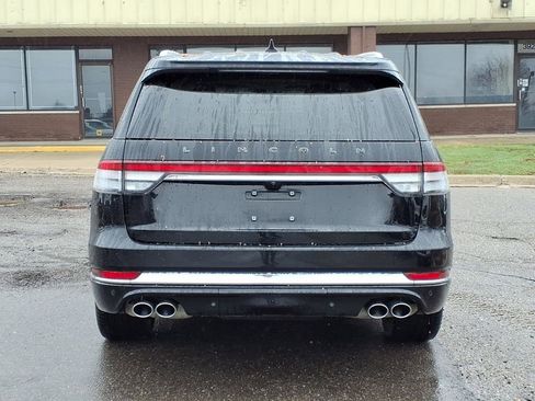Used 2023 Lincoln Aviator Black Label w/ Dynamic Handling Package AWD/4WD image 4